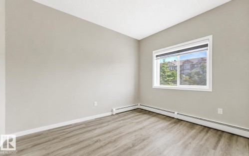 156 1818 Rutherford Road, Edmonton, AB - Indoor Photo Showing Other Room