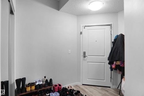 156 1818 Rutherford Road, Edmonton, AB - Indoor Photo Showing Other Room