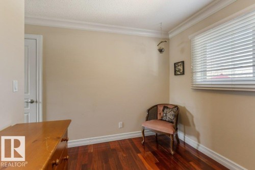 25 Mount Royal Drive, St. Albert, AB - Indoor Photo Showing Other Room