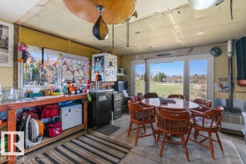 25 Mount Royal Drive, St. Albert, AB - Indoor Photo Showing Dining Room