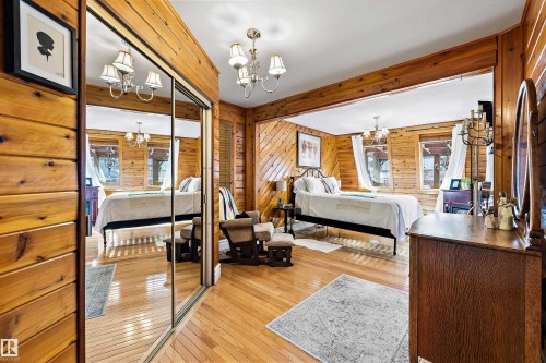 7739 80 Avenue, Edmonton, AB - Indoor