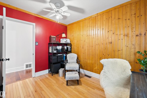 7739 80 Avenue, Edmonton, AB - Indoor