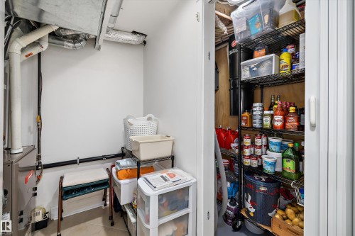 7739 80 Avenue, Edmonton, AB - Indoor