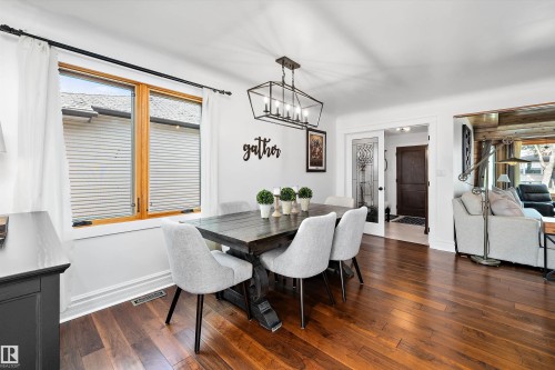 7739 80 Avenue, Edmonton, AB - Indoor Photo Showing Dining Room