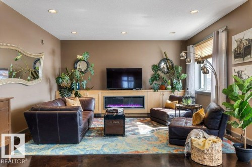 3335 32 Avenue, Edmonton, AB - Indoor