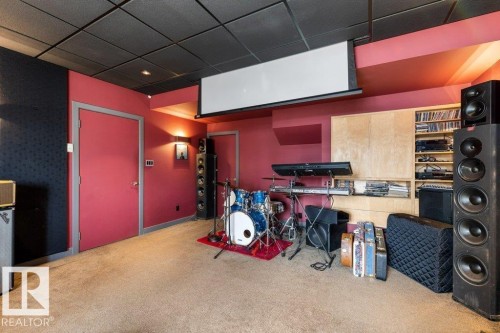 3335 32 Avenue, Edmonton, AB - Indoor