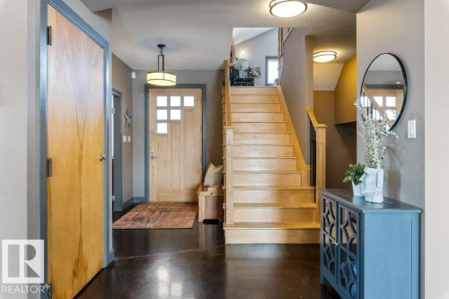 3335 32 Avenue, Edmonton, AB - Indoor Photo Showing Other Room