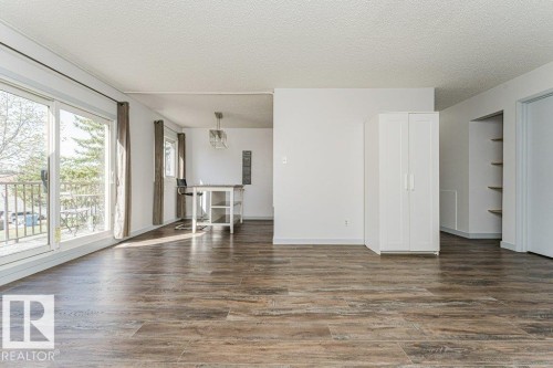 308 14004 26 Street, Edmonton, AB - Indoor Photo Showing Living Room