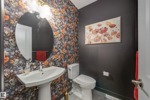 169 Stonehouse Way, Leduc, AB - Indoor Photo Showing Bathroom