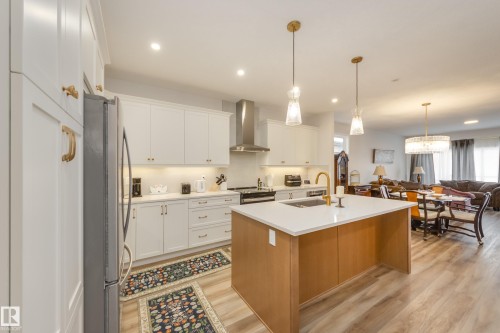 169 Stonehouse Way, Leduc, AB - Indoor Photo Showing Kitchen With Upgraded Kitchen