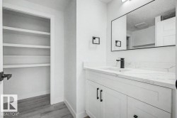 level 3 bathroom - 
