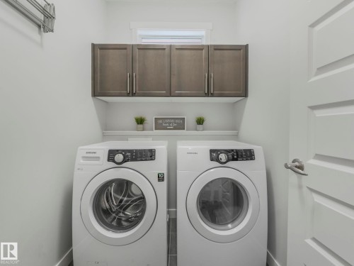 Main floor laundry - 8318 79 Avenue, Edmonton, AB - Indoor Photo Showing Laundry Room