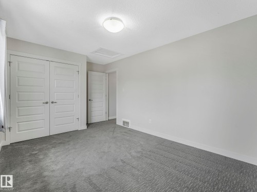 8318 79 Avenue, Edmonton, AB - Indoor Photo Showing Other Room