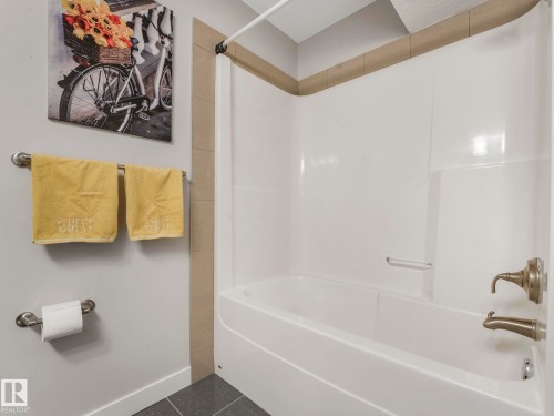 4pc bathroom in basement - 8318 79 Avenue, Edmonton, AB - Indoor Photo Showing Bathroom