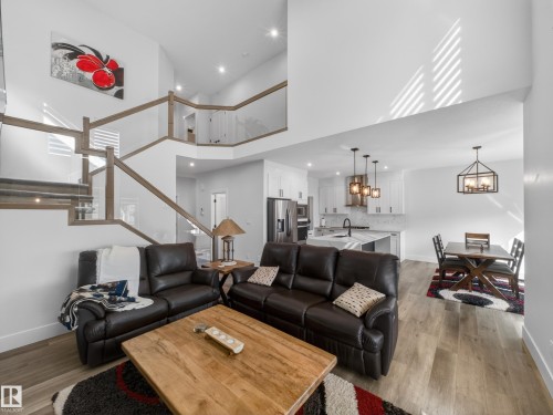 75 Willow Link, Fort Saskatchewan, AB - Indoor Photo Showing Living Room