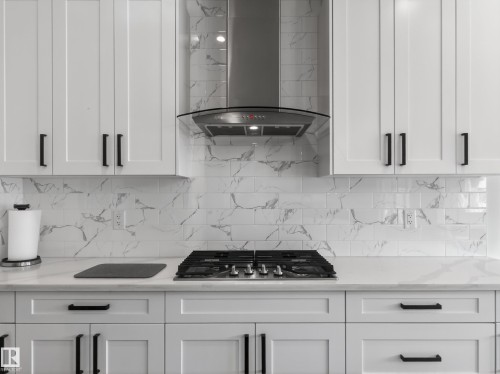 75 Willow Link, Fort Saskatchewan, AB - Indoor Photo Showing Kitchen
