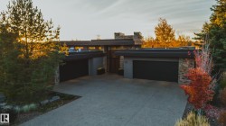 112 WESTBROOK Drive  Edmonton, AB T6J 2E1