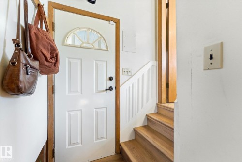 5703 119 Avenue, Edmonton, AB - Indoor Photo Showing Other Room