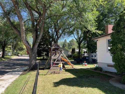 5703 119 Avenue, Edmonton, AB - Outdoor