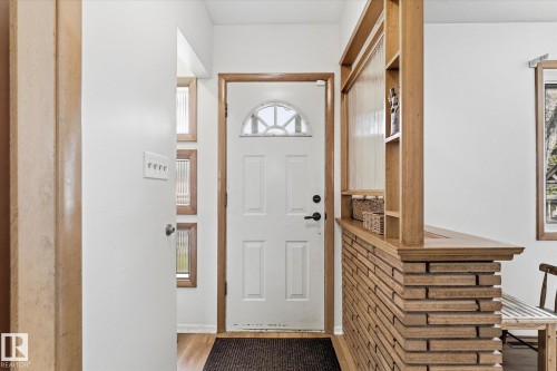 5703 119 Avenue, Edmonton, AB - Indoor Photo Showing Other Room