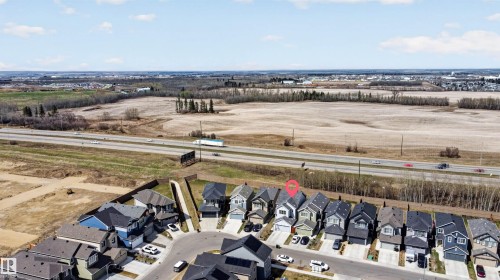 Aerial perspective featuring a residential cul-de-sac with varied single-family homes - 22638 99A Avenue, Edmonton, AB - Outdoor With View