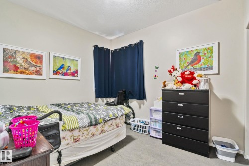 9512 154 Street, Edmonton, AB - Indoor Photo Showing Bedroom