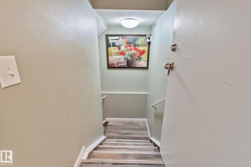 9512 154 Street, Edmonton, AB - Indoor Photo Showing Other Room