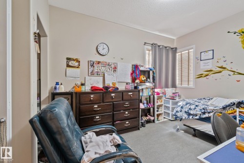 9512 154 Street, Edmonton, AB - Indoor Photo Showing Bedroom