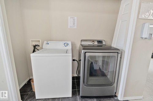 9512 154 Street, Edmonton, AB - Indoor Photo Showing Laundry Room