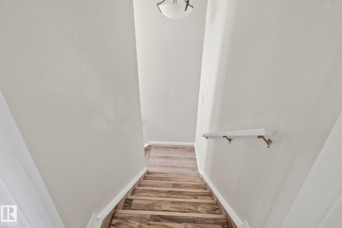 9512 154 Street, Edmonton, AB - Indoor Photo Showing Other Room