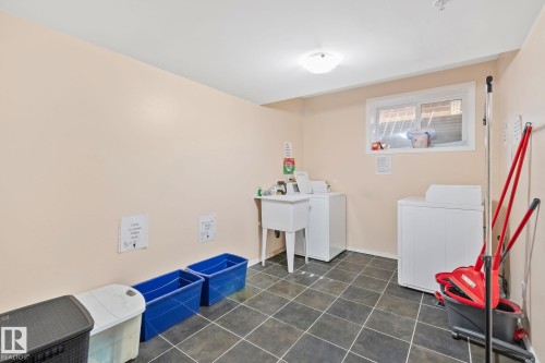 9512 154 Street, Edmonton, AB - Indoor Photo Showing Other Room