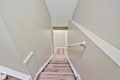 9512 154 Street, Edmonton, AB - Indoor Photo Showing Other Room