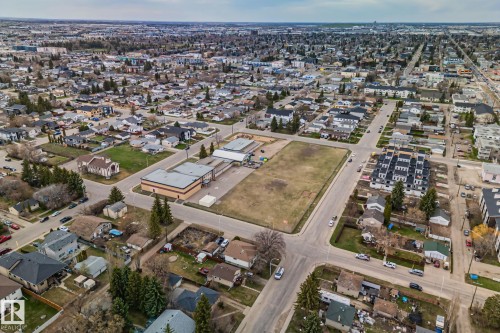 9512 154 Street, Edmonton, AB - Outdoor With View