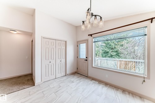 Edmonton, AB - Indoor Photo Showing Other Room