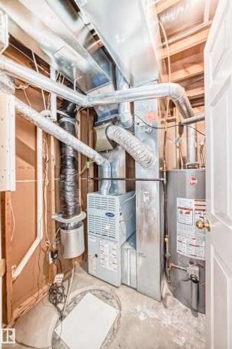 Edmonton, AB - Indoor Photo Showing Basement