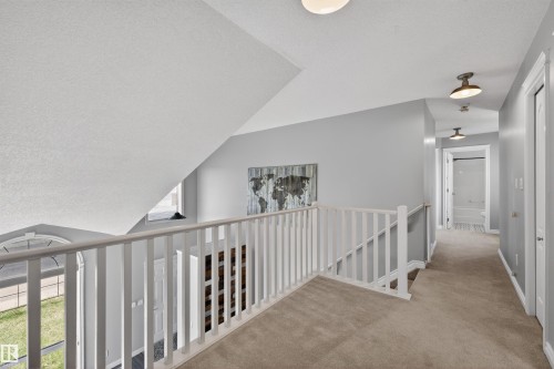 14603 52 Street, Edmonton, AB - Indoor Photo Showing Other Room