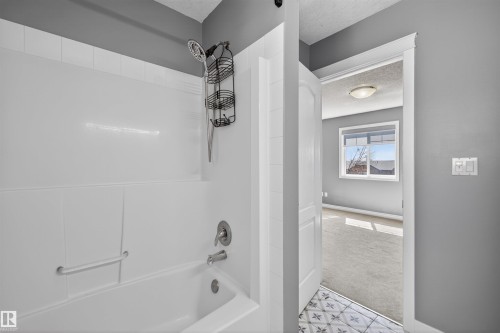 14603 52 Street, Edmonton, AB - Indoor Photo Showing Bathroom