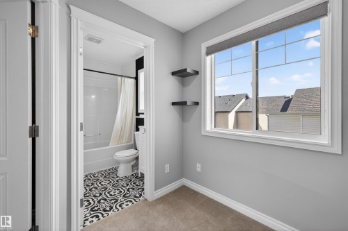 14603 52 Street, Edmonton, AB - Indoor