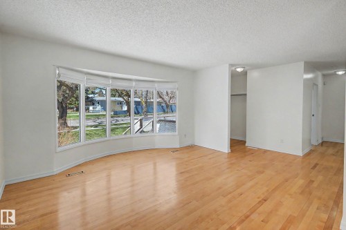 6 Sheridan Drive, St. Albert, AB - Indoor Photo Showing Other Room