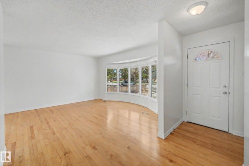 6 Sheridan Drive, St. Albert, AB - Indoor Photo Showing Other Room