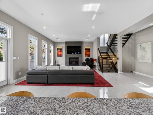 10650 66 Avenue, Edmonton, AB - Indoor With Fireplace