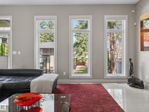10650 66 Avenue, Edmonton, AB - Indoor