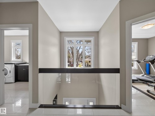 10650 66 Avenue, Edmonton, AB - Indoor Photo Showing Other Room