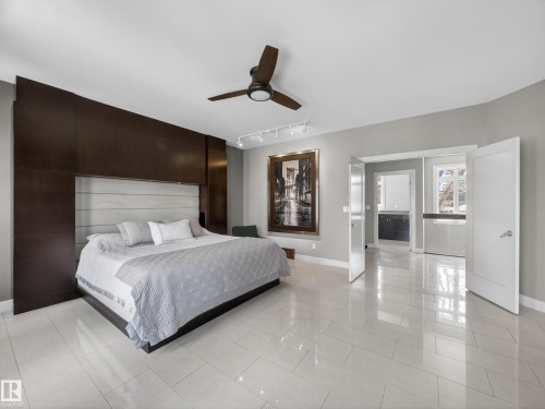 10650 66 Avenue, Edmonton, AB - Indoor Photo Showing Bedroom