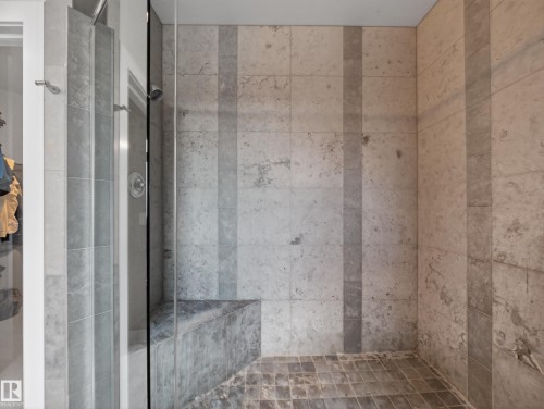 10650 66 Avenue, Edmonton, AB - Indoor Photo Showing Bathroom