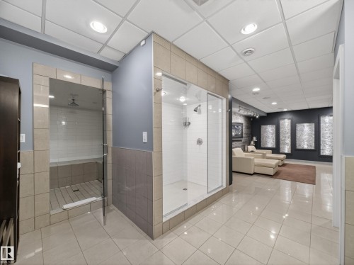 10650 66 Avenue, Edmonton, AB - Indoor