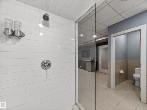 10650 66 Avenue, Edmonton, AB - Indoor Photo Showing Bathroom
