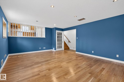 4 Dorset Place, St. Albert, AB - Indoor Photo Showing Other Room