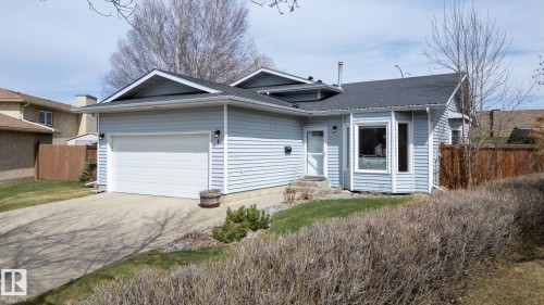 4 Dorset Place, St. Albert, AB - Outdoor
