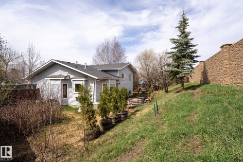 4 Dorset Place, St. Albert, AB - Outdoor